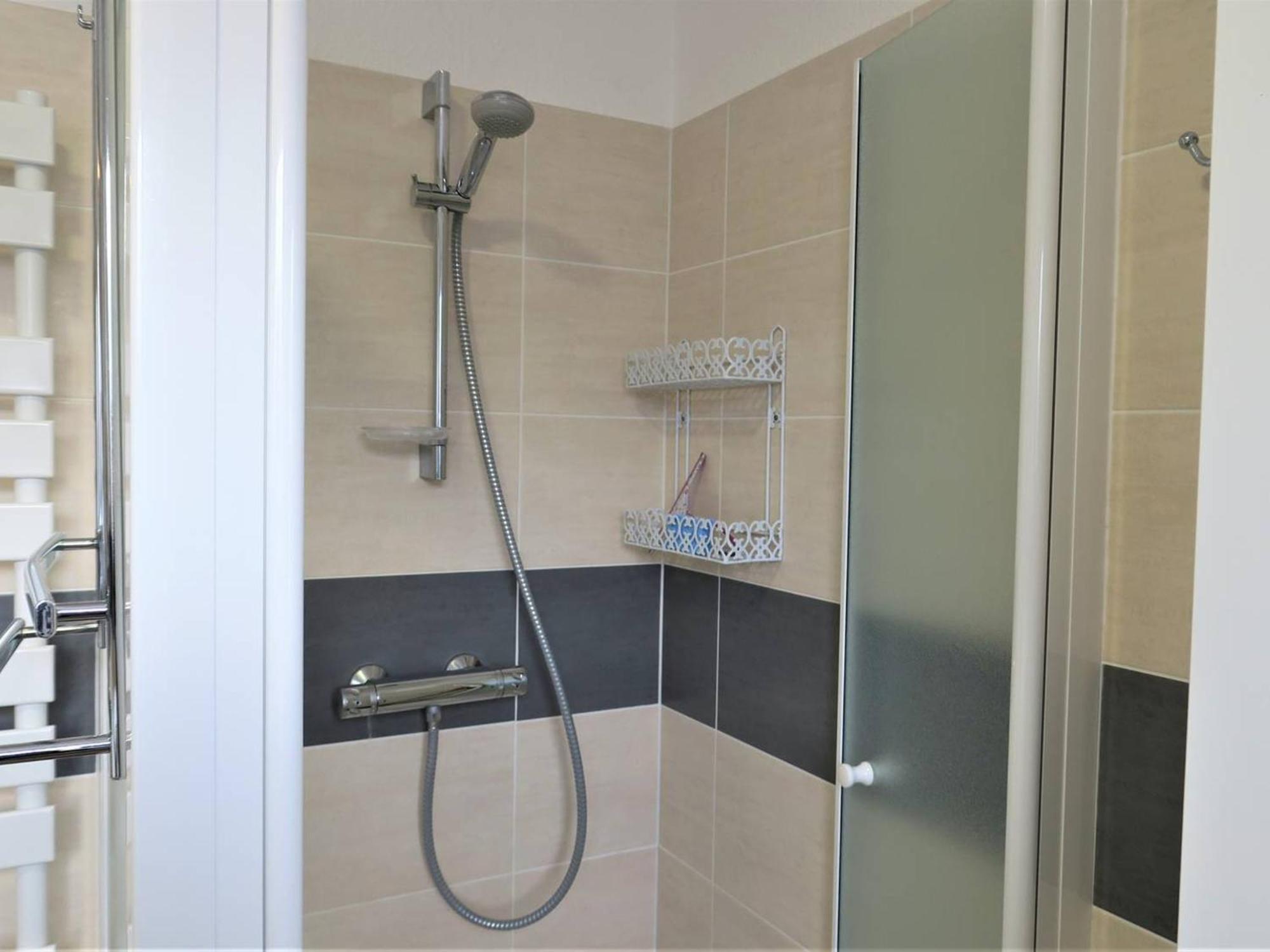 Perros-guirec, 2 Pièces, 4 Personnes - Fr-1-368-332 Appartement *